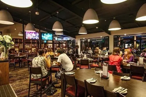Browns Plains Hotel