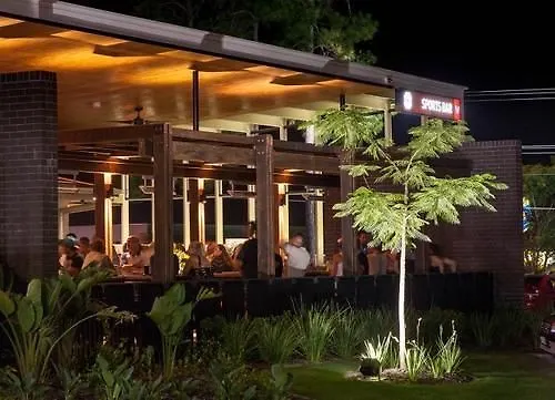Browns Plains Hotel 3*, Browns Plains